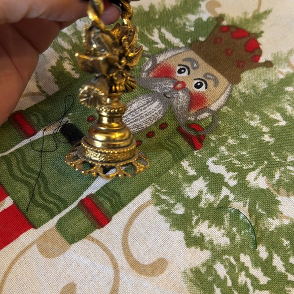 Stylebuilt Vintage 24K Gold Plate Finial Decorative Topper - Picture 6 of 7